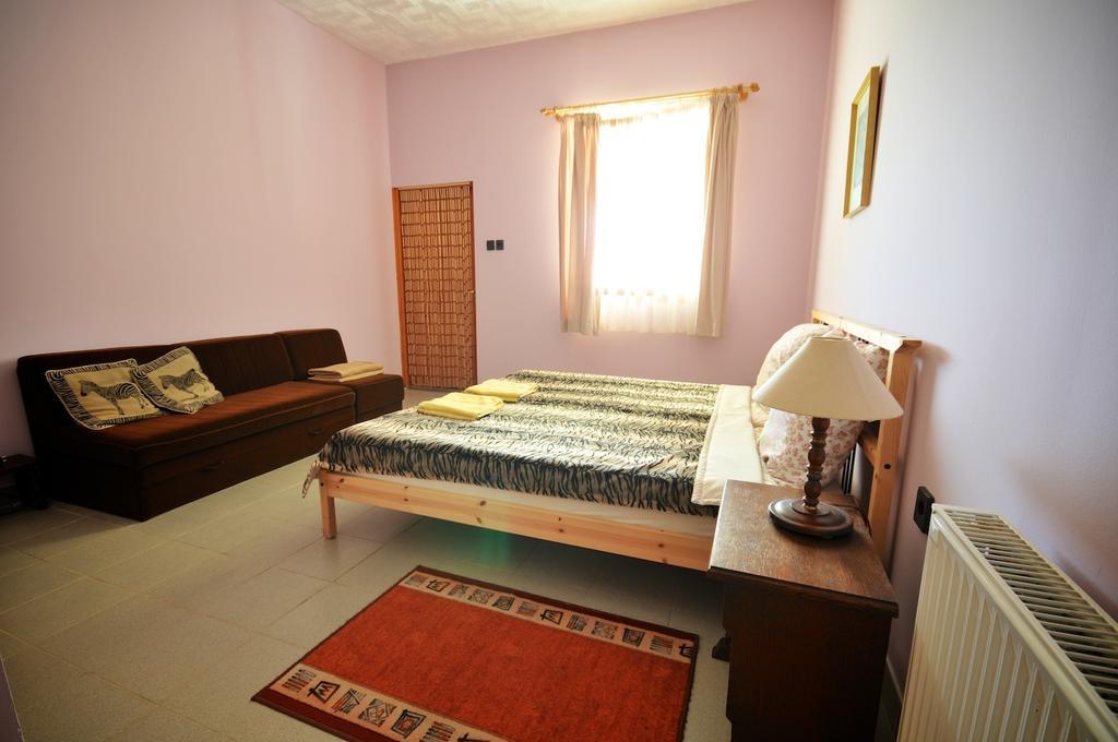 Gergely Tanya Hotel Garabonc Quarto foto